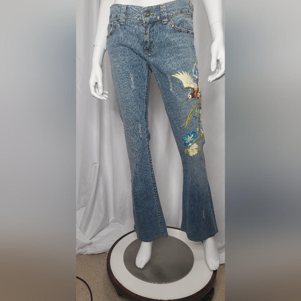 Allen B. By Allen Schwartz Blue Flare Jeans with Embroidery